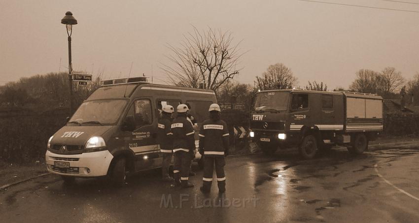 Schwerer VU Bus Zug Düsseldorf P529.JPG